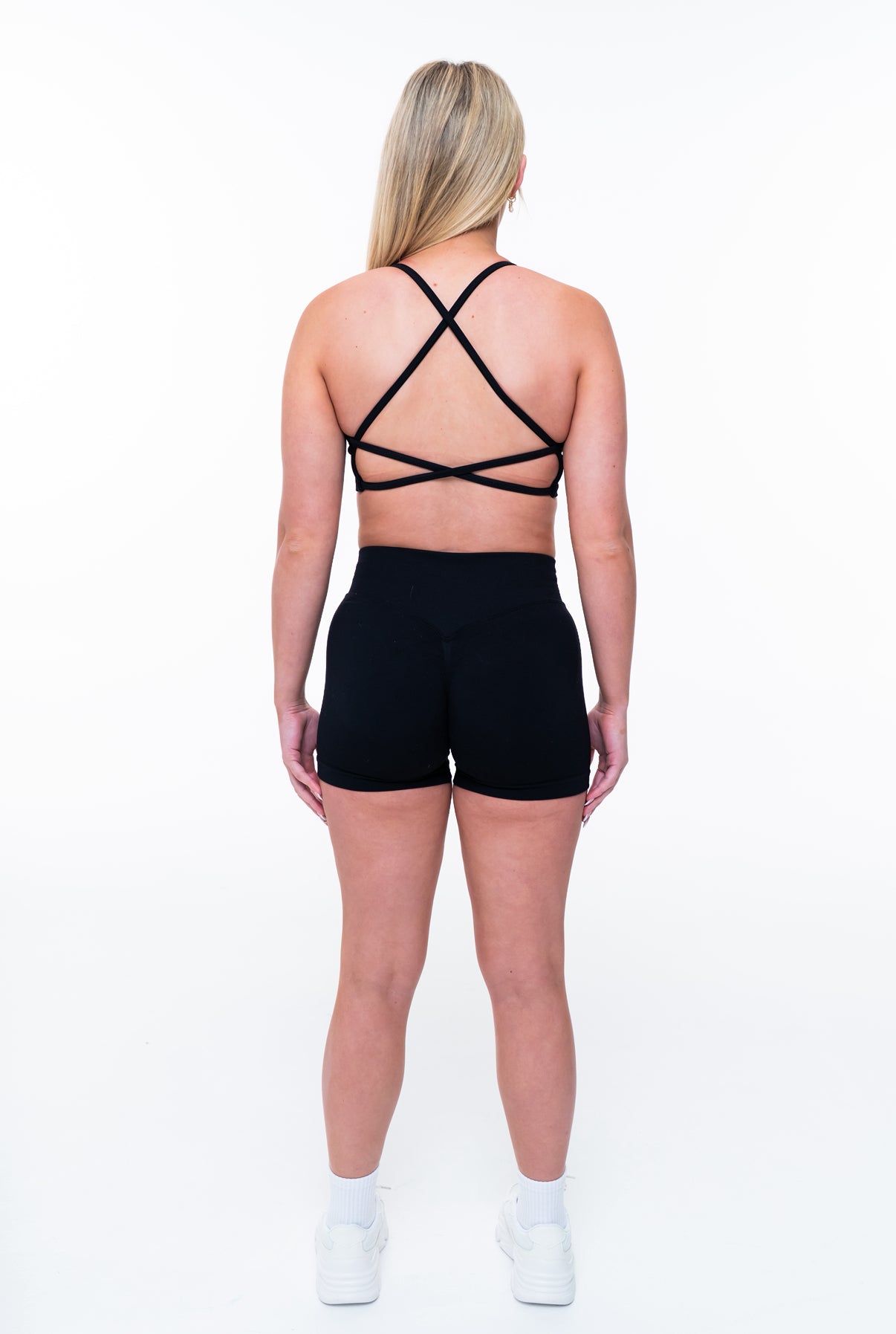 BLACK OG SCRUNCH SHORTS